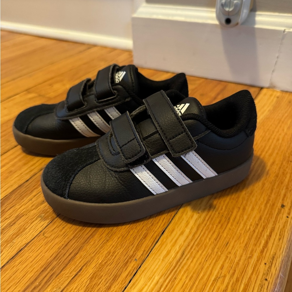 Adidas toddler sneakers
